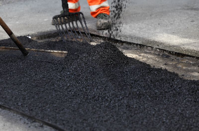 How Long Does Asphalt Pavement Last? Lifespan, Maintenance, And Repair Tips